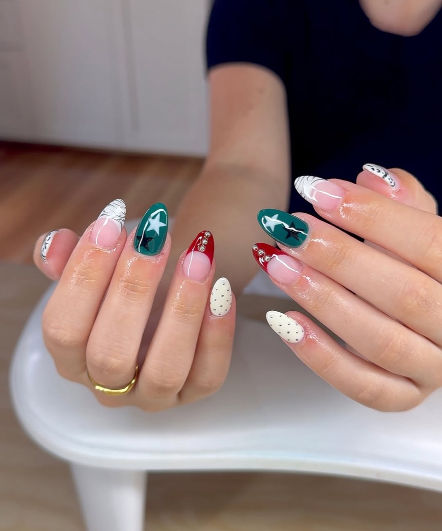Shelby nail art 25