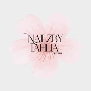 @nailzbytahlia
